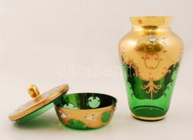 Bohémia váza és bonbonier, kézzel festett plasztikus szirmokkal, hibátlan, m:25 cm, d:16 cm