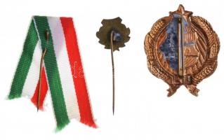 3db-os magyar címer tétel, zománcozott és festett fém jelvények és kitűzők, egyik nemzeti színű szal...