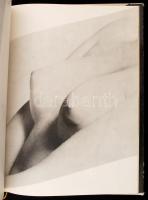Zdenek Pilar, Jan Rezac (szerk.): A női szépség fotóban és rajzban. Bratislava, 1969, Tatran kiadóvá...