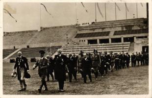 1936 Berlin, Olympische Spiele, Der Führer trifft zur Eröffnung im Stadion ein / Olympic Games, Adolf Hitler, So. Stpl (EK)