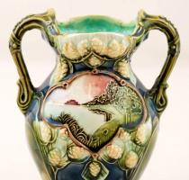 Szecessziós fajansz váza, kézzel festett, javítással a tetején, m: 22 cm