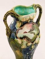 Szecessziós fajansz váza, kézzel festett, javítással a tetején, m: 22 cm