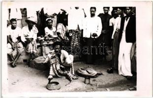 7 db RÉGI motívumlap; Myanmar, Rangoon, Ceylon folklór, Supka Ferenc felvétele / 7 old motive cards;...