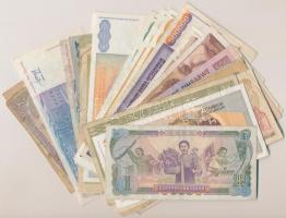 31db-os vegyes külföldi bankjegy tétel sok jugoszláv bankjeggyel a 90-es évek első feléből és egy bé...