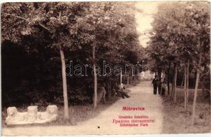 22 db RÉGI képeslap vegyes minőségben, magyar és külföldi városképes, üdvözlő, művész / 22 old postc...