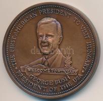 Bozó Gyula (1913-2004) 1989. George Bush látogatása Magyarországon Br emlékérem (42,5mm) T:2