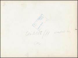 Sziklai Dezső(1910-1997): Üvegfestő lány, pecséttel jelzett, kis szakadással, 24x18 cm