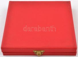 1979. "Pénzügyi Törvény" kétoldalas fém plakett eredeti tokban (118x89mm) T:1