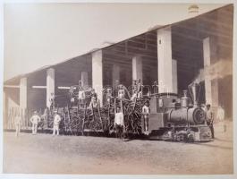 1890 Cukorgyár, "Soekodono" Java, Arthur Koppel, fotó kartonra kasírozva, sarkok hiányozna...