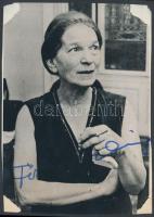 Fischer Annie (1914-1995) zongoraművész aláírása őt magát ábrázoló újságkivágáson