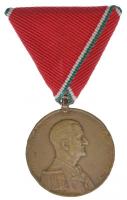 1939. Magyar Bronz Vitézségi Érem Br kitüntetés mellszalaggal T:2- durva ph., sérült fül / Hungary 1939. Bronze Medal for Bravery Br decoration with ribbon C:XF strong edge error, damaged ear NMK 439.
