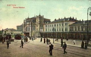 Brno, Brünn; Zentral-Bahnhof / railway station, trams (cut)