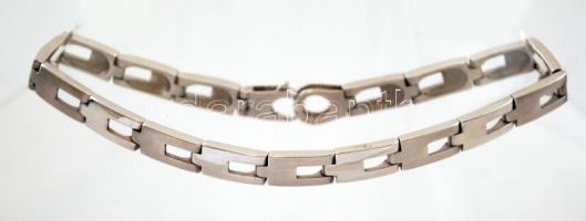 Ezüst glides karlánc, Ag., nettó:23,8gr., jelzett, 23cm / Silver bracelet, Ag, net.23,8gr, marked, 23cm