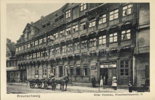 Braunschweig, Alter Holzbau, Knochenhauerstrasse 11. Hildesheimer Hof Carl Maier