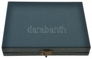 Anton Scharff (1845-1903) 1886. "Buda visszavívásának 200 éves emlékére" Br emlékérem. &qu...