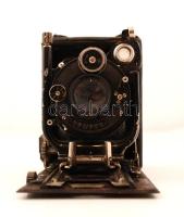 Contessa 6,5x9 cm lemezes kamera J. Schneider Xenar Typ D. 1:3,8/10,5 cm objektívvel. hibás, hiányos...