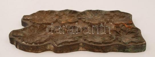 Antik bronz öntőforma, levél alakú mintákkal, jelzés nélkül, 37×20 cm, 9,5 kg!! / Antique bronze hea...