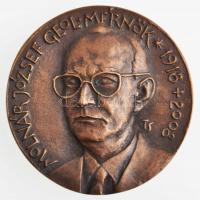 Tóth Sándor (1933-) 2008. "Molnár József Geol. Mérnök 1918-2008 / A demjéni olaj felfedezője 19...