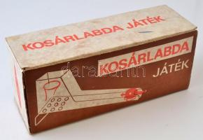 Lemezárugyár kosárlabda játék. Eredeti dobozában, jó állapotban. / Vintage basketball game