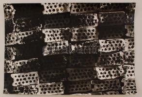 cca 1975 Kassai György: Téglák, feliratozott vintage fotóművészeti alkotás, 30x40 cm