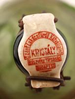 Üveg palackok: 2 db magyar címeres kristály vizes (2l), 1 db kristály vizes (1l), dugóval, jó állapo...