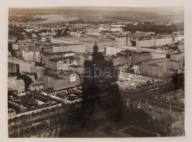 cca 1957 Réti Pál: Varsói látkép, pecséttel jelzett vintage fotóművészeti alkotás, 30x40 cm