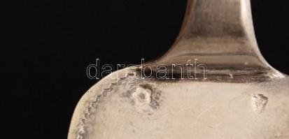 Ezüst (Ag.) tortalapát, jelzett, h:27,5 cm, nettó:125 g