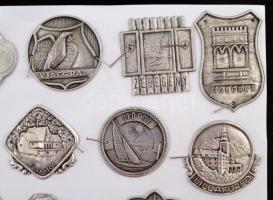 17 db botjelvény(Visegrád, Lillafüred, Miskolc, Diósgyőr, Miskolctapolca, Tokaj, Diósgyőr, stb.)