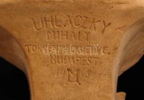 1905 Uhlaczky Mihály (?-?): Kossuth büszt. Gipsz, sérült, jelzett, m: 26 cm