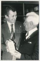 Albert Flórián(1941-2011) aranylabdás futballjátékos aláírása