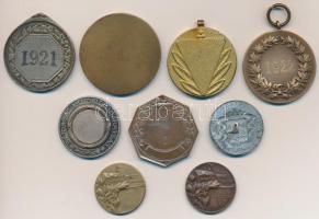 9db-os sport díj- és emlékérem tétel, benne "Szolnoki MÁV Sport Egyesület", "MTK - Ma...
