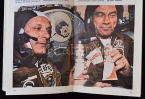 David Hobbs: Űrhadviselés. Arzenál Könyvek. Fordította: Magyar László. Budapest, 1994, Kossuth Könyv...