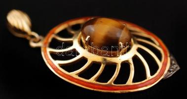 Aranyozott ezüst (Ag.) medál zománc díszítéssel és tigrisszem           kővel, apró gyémánttokkal, j...