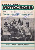 1985 Hansi Bächtold (1956- ) és Fritz Fuß (?- ) motocross világbajnokok aláírásai az 1985. évi tápióbicskei motocross programfüzeten