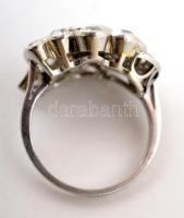 Art-deco stílusú platina gyűrű brill és gyémánt kővekkel, centrál kő: 1,2 Ct (FM, Cr, VS2), körülött...