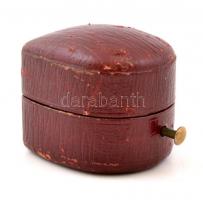 Art-deco stílusú platina gyűrű brill és gyémánt kővekkel, centrál kő: 1,2 Ct (FM, Cr, VS2), körülött...