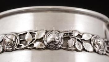 Ezüst(Ag) rózsamintás füles cukortartó, jelzett, nettó: 234 g