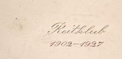 Ezüst(Ag) négyszögletes "Reitklub 1902-1927" feliratú tálka, jelzett, nettó: 26,6 g