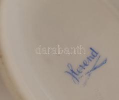 Herendi virágmintás kiöntő, kézzel festett, jelzett (tanuló), kis kopásnyomokkal, 19×7×8 cm