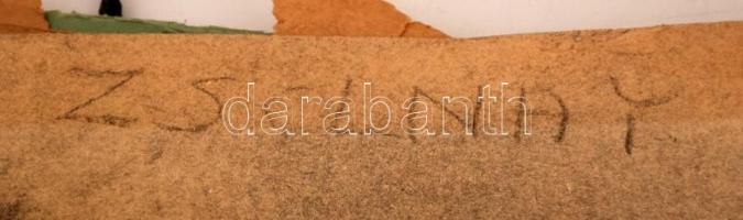 Zsolnay II. jelzéssel 5 db. és jelzés nélkül 7 db. tanulmány rajz, szén, papír, mappában, 61x44 cm.
...