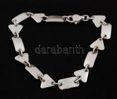 Ezüst(Ag) háromszög-négyszög karlánc, jelzett, h: 19 cm, nettó: 10,9 g