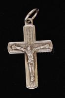 Ezüst(Ag) kereszt függő, jelzett, 2,5x3,8 cm, nettó: 5,1 g