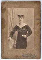 cca 1900 Matróz portré az S.M.S. Panther torpedócirkálóról , Yokonama, Japan fotó kartonra kasírozva, cca 9x6cm
