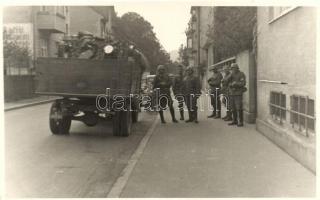 1939 Zsolna, Zilein, Zilina; katonák teherautóval / soldiers with truck, photo