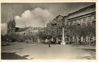 1950 Békéscsaba, Szent István tér, rendőr, automobile (EK)