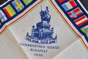 1938 Díszzsebkendő "Eucharisztikus szentév, Budapest" felirattal, 23x23cm