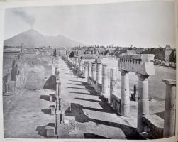 I. Halbband : Durch ganz Italien. I-II. Sammlung von 2000 Autotypien italienischer Ansichten, Volkst...