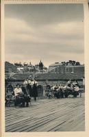 Budapest V. Az Angolkisasszonyok Sancta Maria Nevelőintézete, képeslap füzet 20 db lappal, belsők, j...