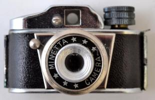 Minetta kém fényképezőgép, eredeti bőr tokjában, 5×3 cm