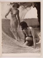 1944 Gyula Ferenc dr.:Akt fényképezés. Fotoélet Nagykönyvtárának kiadása, 6sz., 24x17cm